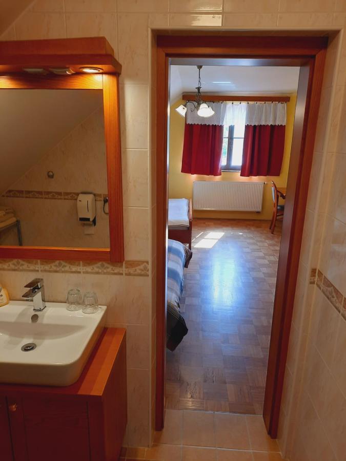 Turisticna Kmetija Puklavec Séjour à la ferme *